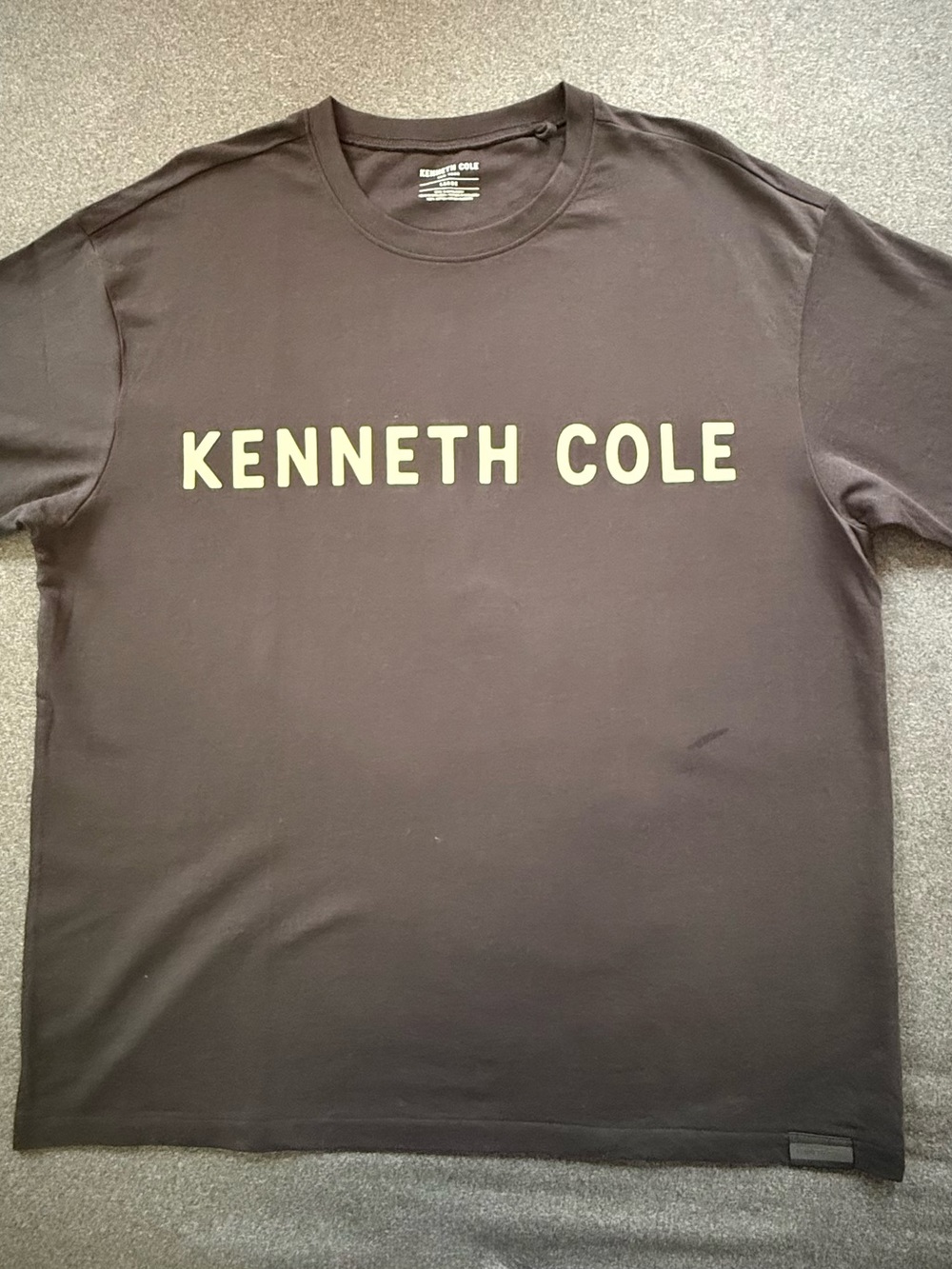 Kenneth Cole Black Crewneck T-Shirt with Contrast Logo